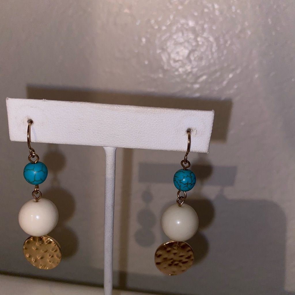 Dangle Earrings 15$